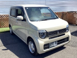 自社整備工場で点検整備をおこなってからお渡ししています。車検が残っている場合は『12ヶ月点検整備』を、車検整備付きの場合は『車検整備』をおこないます。整備費用は車両本体価格に含まれています。