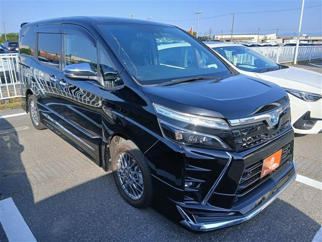 ヴォクシー 1.8 ハイブリッド ZS 煌III モデリスタエアロ 後席モニター 禁煙車