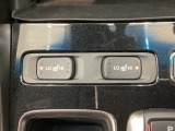 フロント両席にはシートヒーターが付いています!寒い日に便利な装備ですね。