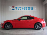 おひとり、恋人、ご友人達とお出かけが楽しめます。この車で楽しいドライビングライフを送りましょう♪