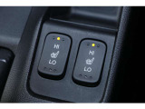 運転席・助手席に2段階の温度調整があるシートヒーターを装備。寒い朝、車に乗り込んですぐにシートヒーターをオン!温かさが広がり、冷たい朝も快適に始まります♪