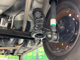 お車を安心してお乗りいただく為には、足回りの定期点検が欠かせません。サービスサポート(有償保証)では無料点検もご提供しており、安心のカーライフをお過ごしいただけるサポート体制が整っています。
