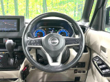 【純正革巻きステアリング】上質な革を使用することで、手にしっかり馴染みとても運転しやすいハンドルです♪