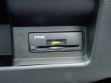 【ETC2.0車載器装備】 高速道路・首都高速、アクアライン走行時に便利な、ETC2.0装着車です。