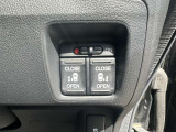 リア両側パワースライドドア付!運転席からもパワースライドドアの開閉が可能です!