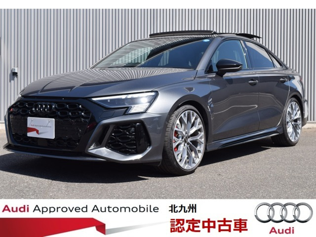 アウディ RS3セダン 