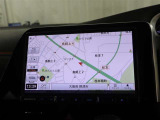 もちろんナビも装備されております。