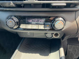 エアコン操作部です!オートエアコンで車内の温度を快適に保ってくれます♪
