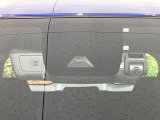 【トヨタセーフティセンス】走行中に前方の車両等を認識し、衝突しそうな時は警報とブレーキで衝突回避と被害軽減をアシスト。より安全にドライブをお楽しみいただけます。