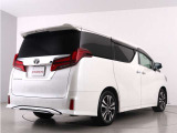当店では、厳選された車両のみ展示しております。アルファード・ヴェルファイアに特化した専門店ならではの豊富な在庫の中から、お気に入りの一台をお探しください!