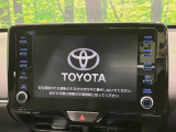 【純正ディスプレイオーディオ】視認性が高いディスプレイ付きオーディオを装備♪操作性も良好で直感的なソース選択が可能です。