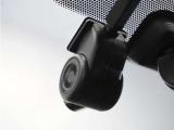 ◆ドライブレコーダー◆映像・音声などを記録する自動車用の装置です。 もしもの事故の際の記録はもちろん、旅行の際の思い出としてドライブの映像を楽しむことができます。