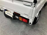LEDテールライトです。省電力、高輝度のLEDは明るく照らすので夜間運転時の視認性を高めます。スタイリッシュな見た目で細かいところもこだわりたいあなたに!