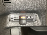 ハンドルの左下にETCがついています。高速道路の料金所の通過も楽々です。 カードの取り出しもしやすい場所についています。