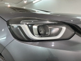 LEDヘッドライトは、点灯の瞬間から最大光量を発揮し、突然暗くなるトンネルなどでの安定感を高めます。