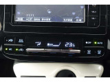 ★エアコンはオートタイプが装着済みです!オートモードにしておけば、車内温度を設定するだけで風の料や吹き出し口の切り替えを機械が行ってくれます!一年中快適な環境を作れますよ♪