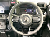 【純正革巻きステアリング】上質な革を使用することで、手にしっかり馴染みとても運転しやすいハンドルです♪