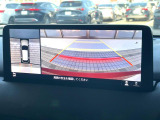 【360&deg;ビューモニター】専用のカメラにより、上から見下ろしたような視点で360度クルマの周囲を確認することができます☆死角部分も確認しやすく、狭い場所での切り返しや駐車もスムーズに行えます。