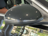 納車前整備も大きなポイントです。メルセデス・ベンツの定める厳しい基準をクリアしたお車のみご案内しております。さらにご安心して頂けるように納車整備はメーカー規定に基づき自社工場にて入念に行っております。