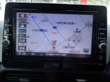 大画面の日産純正メモリナビ(MM321D-L)が装備されております♪