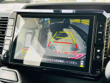 【バックモニター】車庫入れなど目視と合わせモニターで確認できて安心です。