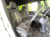 運転席シート廻りは使用感も少なく、良好な状態となっています。丁寧に使われていたことがよくわかりますね。