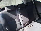 ゆとりある広々とした車内空間は、ドライブを始め買い物やレジャーなど、幅広く活躍します。一人でもみんなとでもお出かけを楽しみましょう!