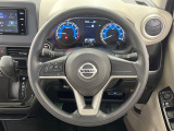【ステアリングスイッチ】運転中、前方から目線をそらすことなく、オーディオ等の操作が可能な便利機能!安心&快適なドライブを演出してくれます♪