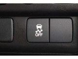 VSA(Vehicle Stability Assist)が装備!!VSAはコーナリング時の横滑りを抑制する機能と車両の急激な挙動変化を抑える機能で、安定した走行を実現していいます!!