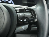 ◆アダプティブクルーズコントロール◆予め設定した車速内でクルマが自動的に加減速。前走車との適切な車間距離を維持しながら追従走行します。【LKAS】車線維持支援システムでステアリング操作を支援。