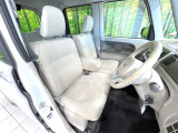 運転席シート廻りは使用感も少なく、良好な状態となっています。丁寧に使われていたことがよくわかりますね。