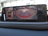 360&deg;ビューモニターを搭載しています。コーナーセンサーと合せてお使いいただくことで、安全、安心にお車の取り回しを行っていただけます。