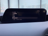 Bluetoothに接続することで、スマートフォンに入っている音楽アプリを車内で楽しめたり、通話が出来ます♪