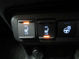 寒い日に重宝するシートヒーターを運転席&助手席に設置!エアコンより早く温まるので寒がりの人におすすめです!エアコンと違って空気が乾燥しにくいのもシートヒーターの嬉しいポイントです★