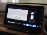 ◆リアワイドカメラシステム◆3種類の表示で後方確認をサポート♪セレクトレバーを「R」の位置に入れるとカメラ画像に切り替え。ノーマルビューでは従来のリアカメラと同様の標準的なビューで表示します!