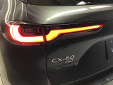 ブレーキランプはLED仕様となっております。後続車への視認性にも優れています。