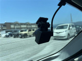【ドライブレコーダー】運転中の記録を残します。事故などを起こしてしまった際、起こされた時の証拠を残します。その他、カー用品も取り揃えておりますのでご相談下さい。