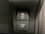 ハンドルの右側には安全装備の、CTBA(シティブレーキアシストシステム)とVSA(ABS+TCS+横滑り抑制)の解除スイッチがついています。