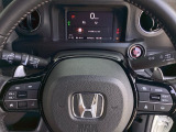 ステアリングスイッチです!!運転中のオーディオの音量やソースの変更も手元で出来ますよ!!