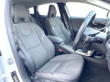 VOLVOのシートは人間工学に基づいた設計となっており、長時間の運転でも疲れにくいと定評があります。当店ではモデルにより試乗可能なお車もご用意しておりますので、ぜひ座り心地をご体感ください。