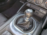 最近は少なくなったマニュアルミッション車です☆