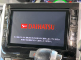 【純正ナビ】人気の純正ナビを装備しております。ナビの使いやすさはもちろん、オーディオ機能も充実!キャンプや旅行はもちろん、通勤や買い物など普段のドライブも楽しくなるはず♪