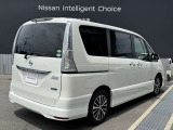 H27年式☆お手頃価格のセレナが入荷です☆少しの期間ミニバンがほしい!お手頃価格のミニバンを探している!なんて方もいかがでしょうか♪