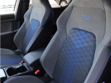 運転席・助手席シートヒーターを装備しています。