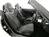 【内装クリーニング】室内は、トヨタの自動車クリーニング&ldquo;まるまるクリン&rdquo;を施工済です!シートはもちろん床面も、すっきりキレイ♪自信の仕上がりを、ぜひご覧下さい!!