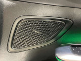 メルセデス・ベンツの定める厳しい基準をクリアしたお車のみをご案内させて頂きます。納車前整備はメーカー規定に基づき100項目以上にも及ぶ点検を熟練のメカニックによって行いご納車させて頂きます。