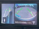 【アラウンドビューモニター】車両周辺をモニターで確認できて、駐車が苦手な人でもスムーズに駐車できます