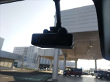 ドラレコも装備。万が一の時でも、画像が残りますので安心ですね。