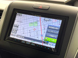 【ナビゲーション】目的地までしっかり案内してくれる使いやすいナビ。Bluetooth接続すればお持ちのスマホやMP3プレイヤーの音楽を再生可能!毎日の運転がさらに楽しくなります!!