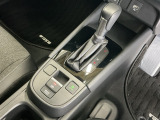 発進時から滑らかに加速する無段階変速のCVTはストップ&ゴーの多い街の中も快適です